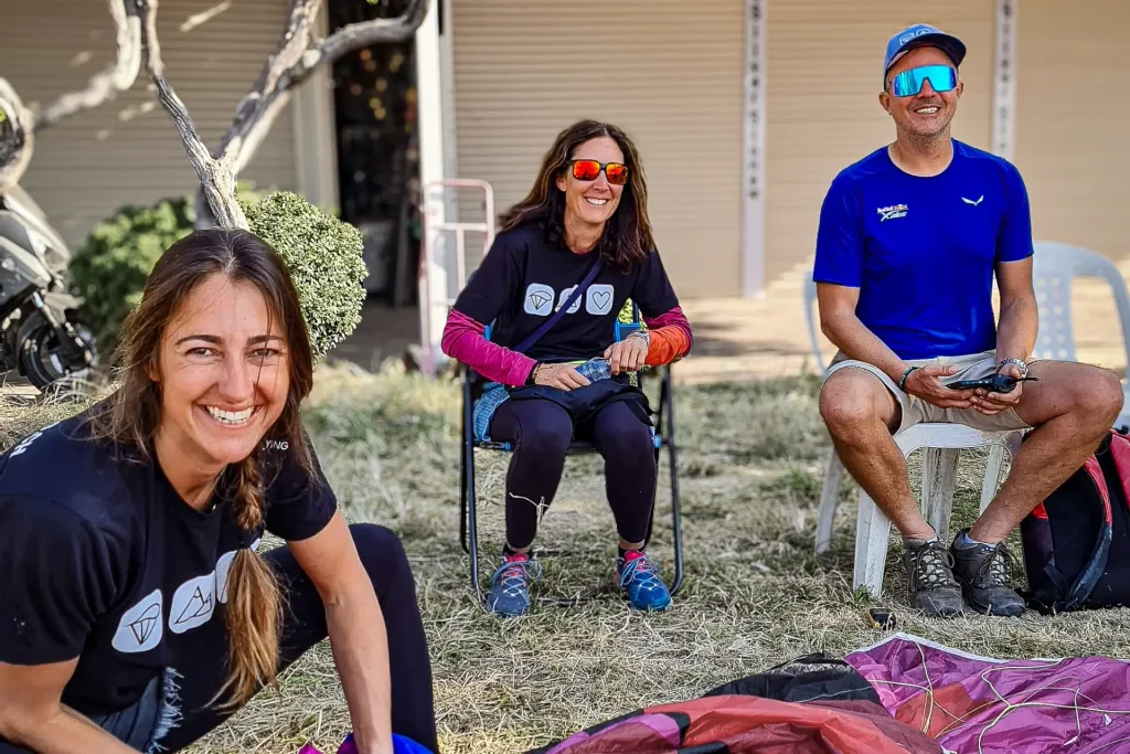 Das touch and go Team führt ein Sicherheitstraining in Ölüdeniz durch, unterstützt von erfahrenen Instruktoren.